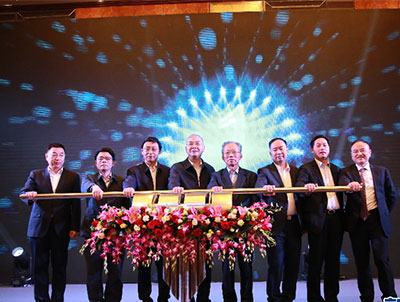 新華網(wǎng)：“單桿單用”變“一桿多用” 廣東省智慧桿產(chǎn)業(yè)聯(lián)盟成立