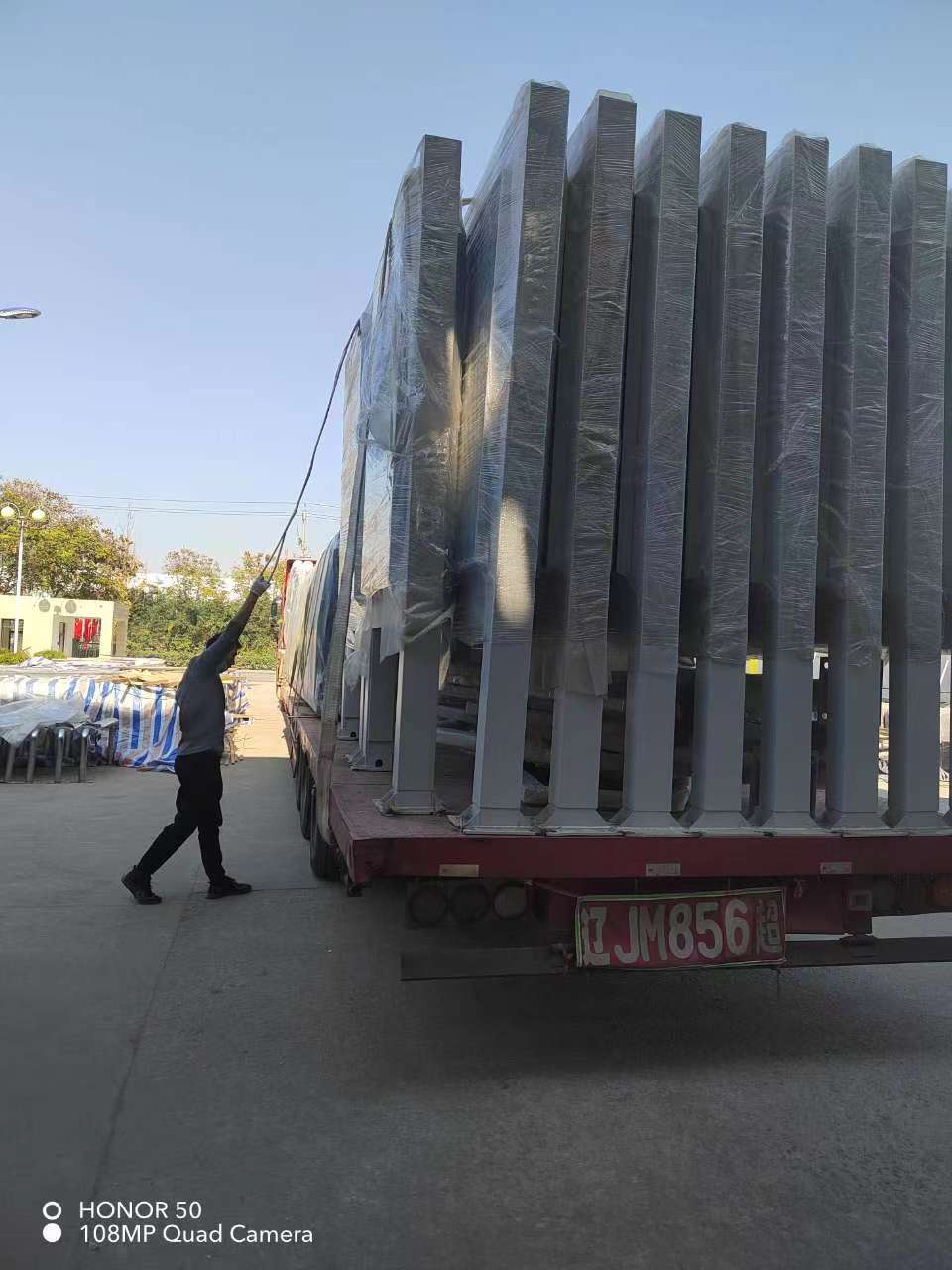 惠安第二批公交站臺(tái)發(fā)貨 惠安第二批公交站臺(tái)發(fā)貨