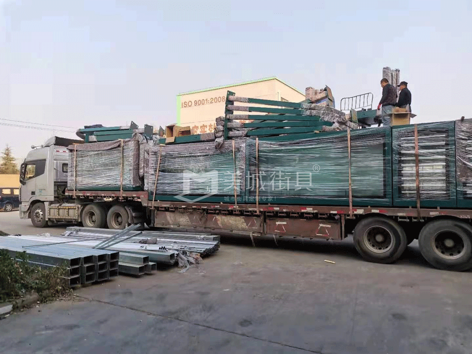 公交站臺 公交站臺