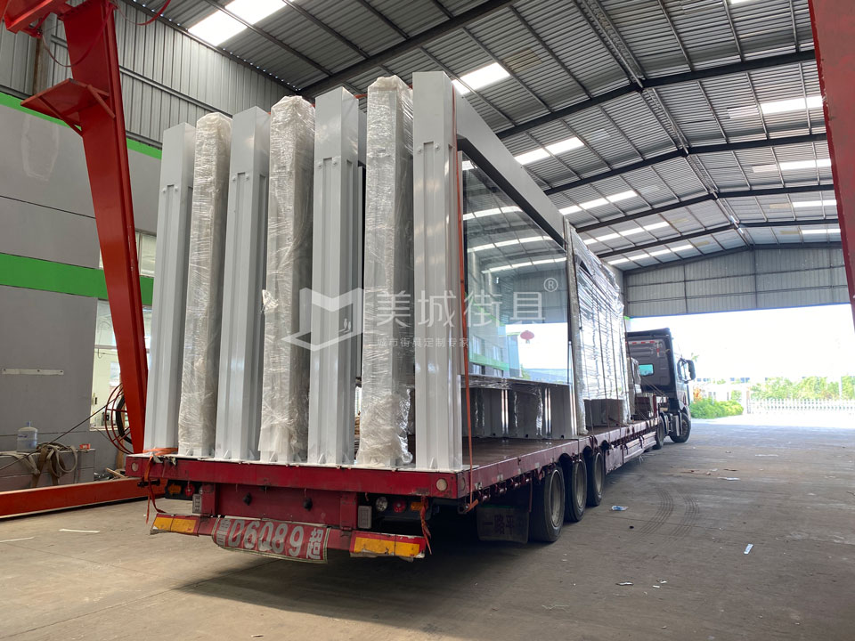 2022.7.1號(hào)美城街具供應(yīng)徐州公交候車亭發(fā)貨現(xiàn)場(chǎng) 2022.7.1號(hào)美城街具供應(yīng)徐州公交候車亭發(fā)貨現(xiàn)場(chǎng)