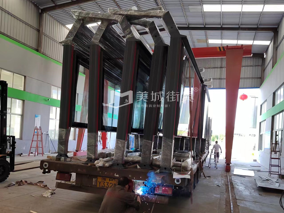 武漢公交站臺(tái) 武漢公交站臺(tái)